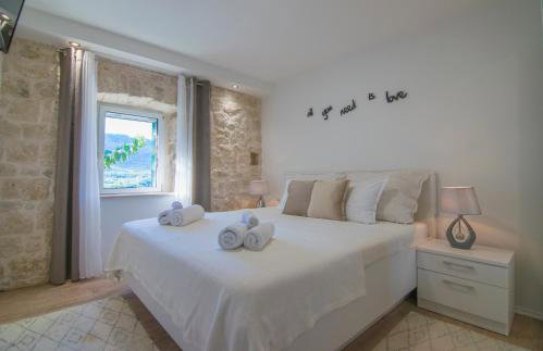 Villa Milena with heated pool and jacuzzi - Photo 24