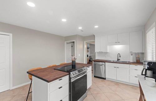 Renovated, Dog Friendly, Fenced Yard, Game RM - Foto 15