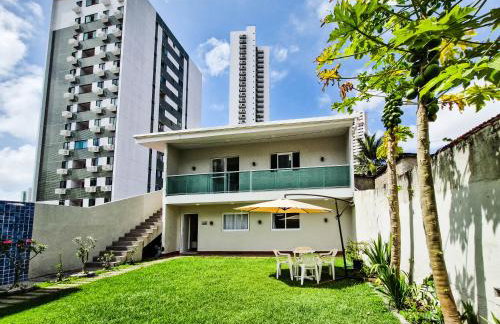 Casa moderna com jardim privativo - Foto 2