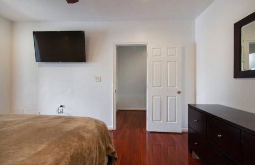 Relaxing, Spacious, Private, Walkable in Petworth! - Foto 17