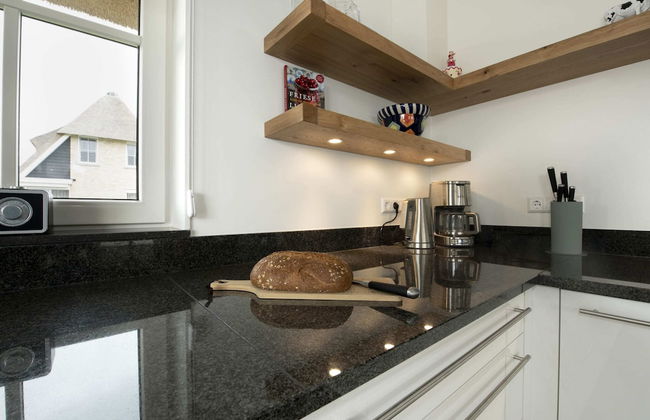 Chic Villa With a Fireplace at Tjeukemeer - Foto 6