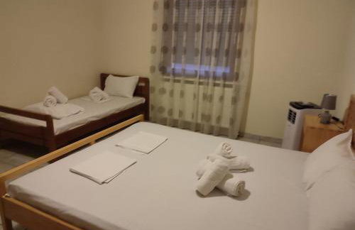 Simos Apartments - Photo 2