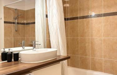 Logement 2 pièces cosy avec parking privé - Foto 21