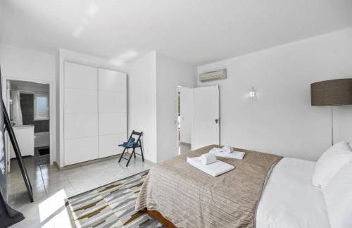 Villa Amoreira by Villa Plus - Photo 9