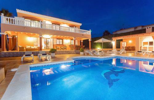 Villa close to Ibiza Town Sleeps 12 - Photo 15