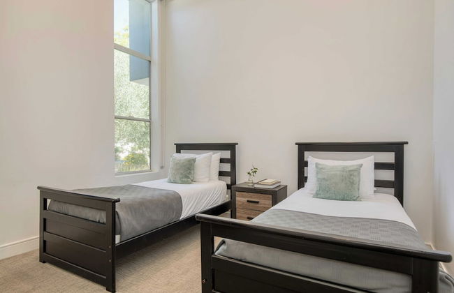 Sleeps 28! 2 Luxe Villas w/ Pool & Putting Green Polo Villas Nova by Avantstay - Foto 62