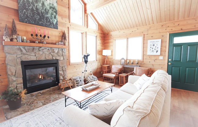 Lookout Lodge An Extraordinary Escape for 10! - Photo 23