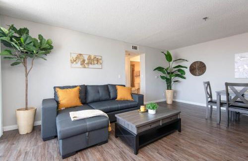 Chic Hollywood Retreat 2Bed Rooftop Pool with Iconic Views - Foto 22