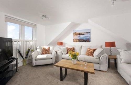 Bridge Apartment - Free Parking & WiFi - Near Perranporth Beach - Foto 7