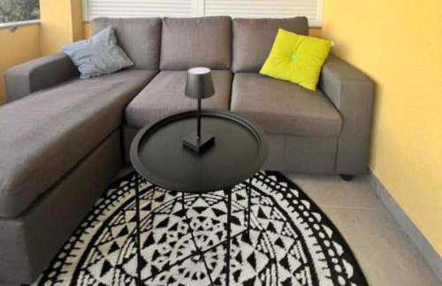 Beachfront Apartment Live - Photo 28