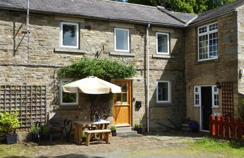 Mews Cottage - Photo 2