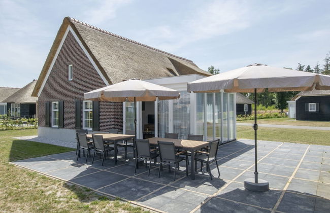 Villa in Someren Near Golf Course - Photo 1