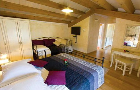 Awesome Home In Labin With Sauna - Photo 42