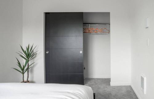 Stylish Urban Retreat w Rooftop Deck - Foto 23