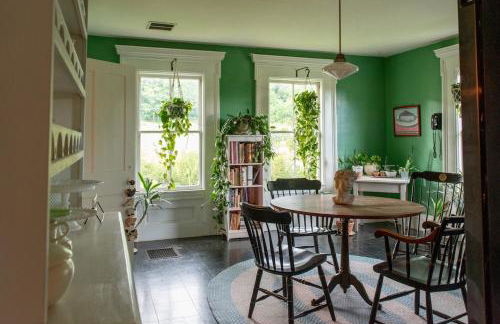 Historic Colonial in the Heart of Ski Country - Foto 51