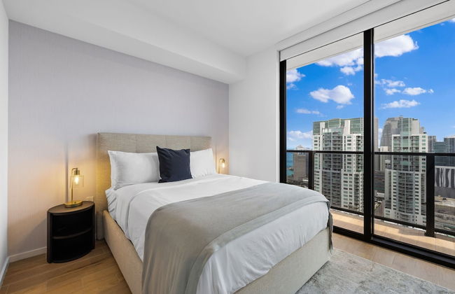 Luxurious Condo Downtown Miami Heart - Photo 8