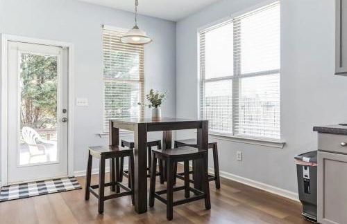 Quaint homey cottage style home in Harvest - Photo 21