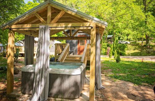 Meg Cabin Tiny Rustic Comfort On Lookout Mtn - Foto 35