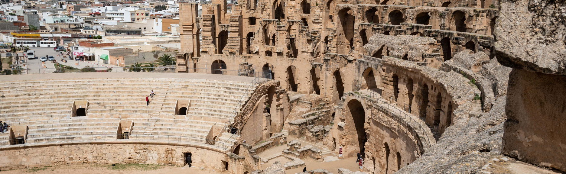 Excursión privada de 2 días a El Djem, Douz y Kairuán