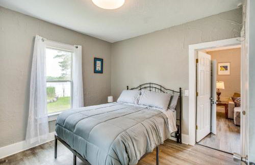 Lakefront Mound Getaway Near Snowmobiling Trails! - Foto 9