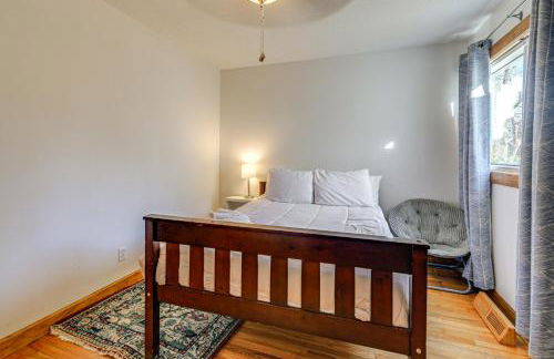 7 Mi to Neuse River! Family Home with Poolside Oasis - Foto 16