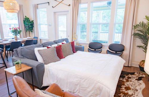 The Champion's Suite Newly Built Upscale Central - Photo 30