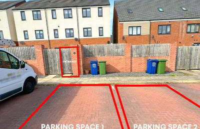 Luxury 4 Bed House - Free Parking - Contractors - Relocators - Foto 35