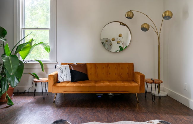 Prime Location Top Rated Clean Parking Free - Foto 13