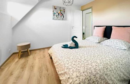 Gorgeous Home In Ussel With Wifi - Foto 18