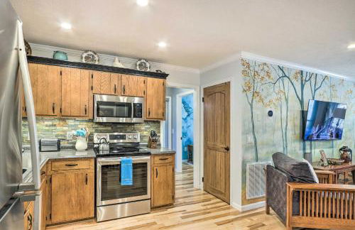 Unwind Fireside Serene Murphy Escape with Hot Tub! - Photo 20