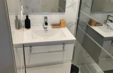 Appartement en rez de jardin tout équipé - Photo 8