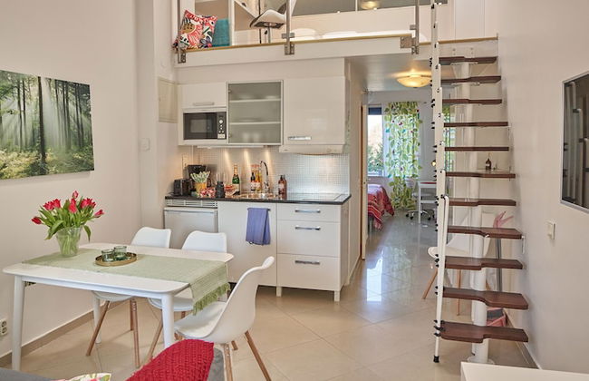 Staylong Hotel - Photo 35