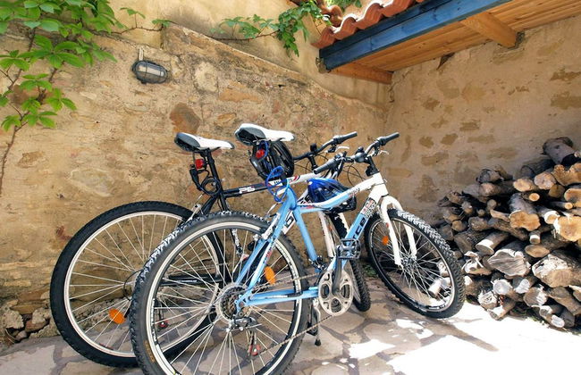 Villa Sofas - Photo 22