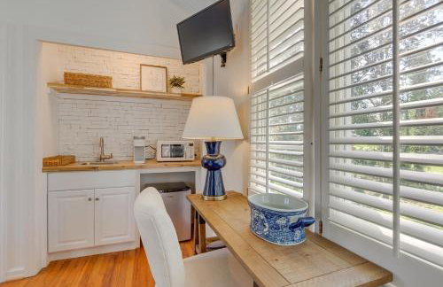 Luxe Fairhope Home with Covered Patio Walk to Bay - Foto 30