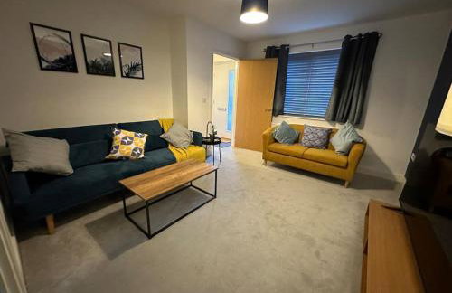 Homely 3-Bed Retreat Convenient Parking - Foto 5