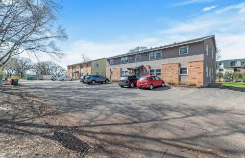 Tranquil 2BR Apt Mpls - 8073 Apt 1 - Foto 9