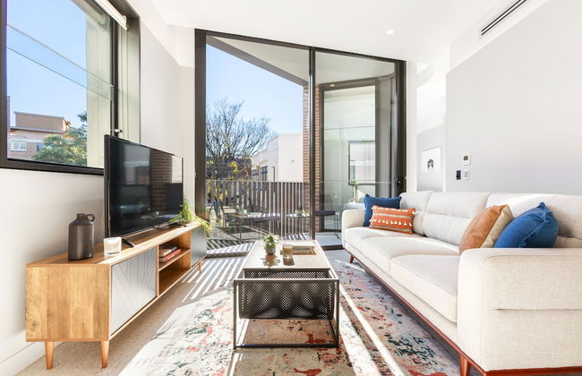 The 249 Apartments by Urban Rest - Photo 17