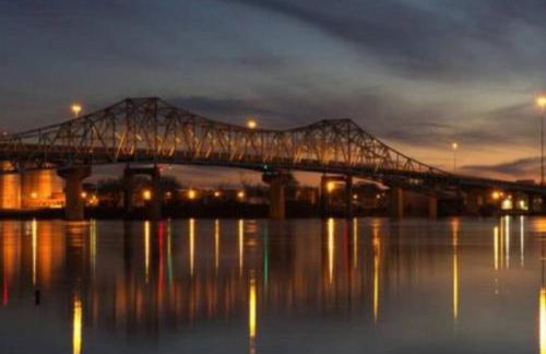 Beautiful Spacious 3 BR brick home for the family - Photo 15