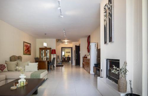 Hestia Grey Villa with Guest House & Private Pool - Foto 30