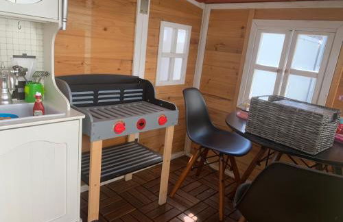 Big house with swimming pool - Photo 22