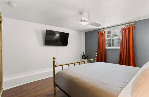 Garden District 3BD 2BA Parking Stylish & Unique - Foto 16