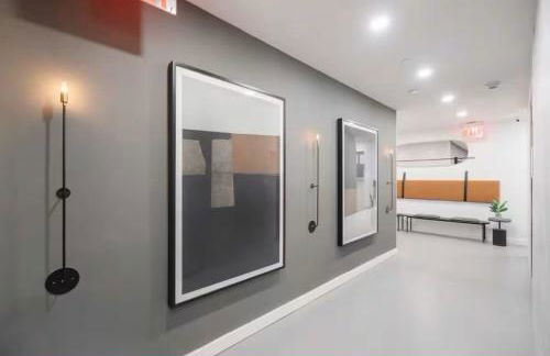 Luxury 2BR Duplex 5min to Central Park - Photo 18