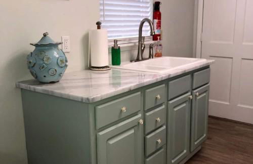 Quiet-Clean-Cottage-Dogs Kitchen - Foto 6