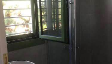 Spacious Villa with View 10 mins Walk to the Beach - Foto 5