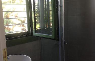 Spacious Villa with View 10 mins Walk to the Beach - Foto 5