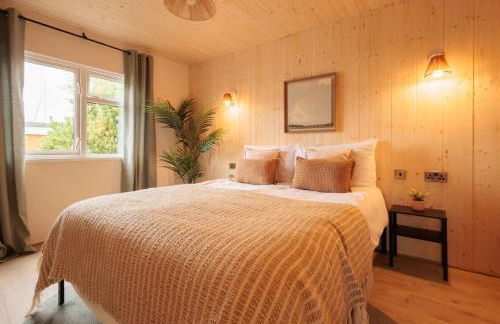 Sunset Lodge, River View & Log Burner - Foto 4