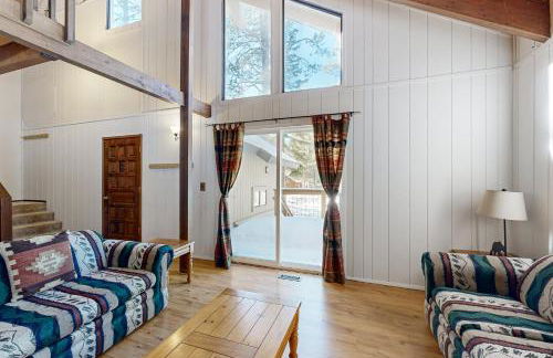 Less Than 2 Mi to Tahoe Donner Ski Resort Serene Retreat - Foto 6