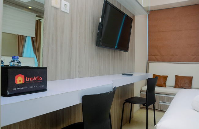Cozy With Good Location Studio At Tifolia Apartment By Travelio - Foto 3