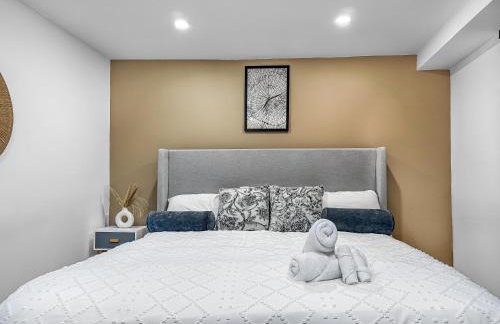 Luxe Farmhouse Chalet Sleeps 12 in Lake Harmony! Lakeview, Hot Tub, Fire pit, Games - Foto 56