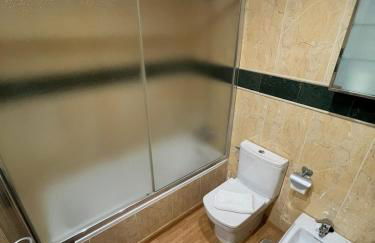 Luxury Esther Benidorm VACATION RENTALS FROM 11 NIGHTS - Foto 10